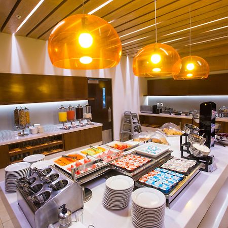 Holiday Inn Express Merida By Ihg Zewnętrze zdjęcie