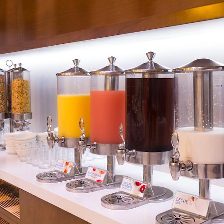Holiday Inn Express Merida By Ihg Zewnętrze zdjęcie
