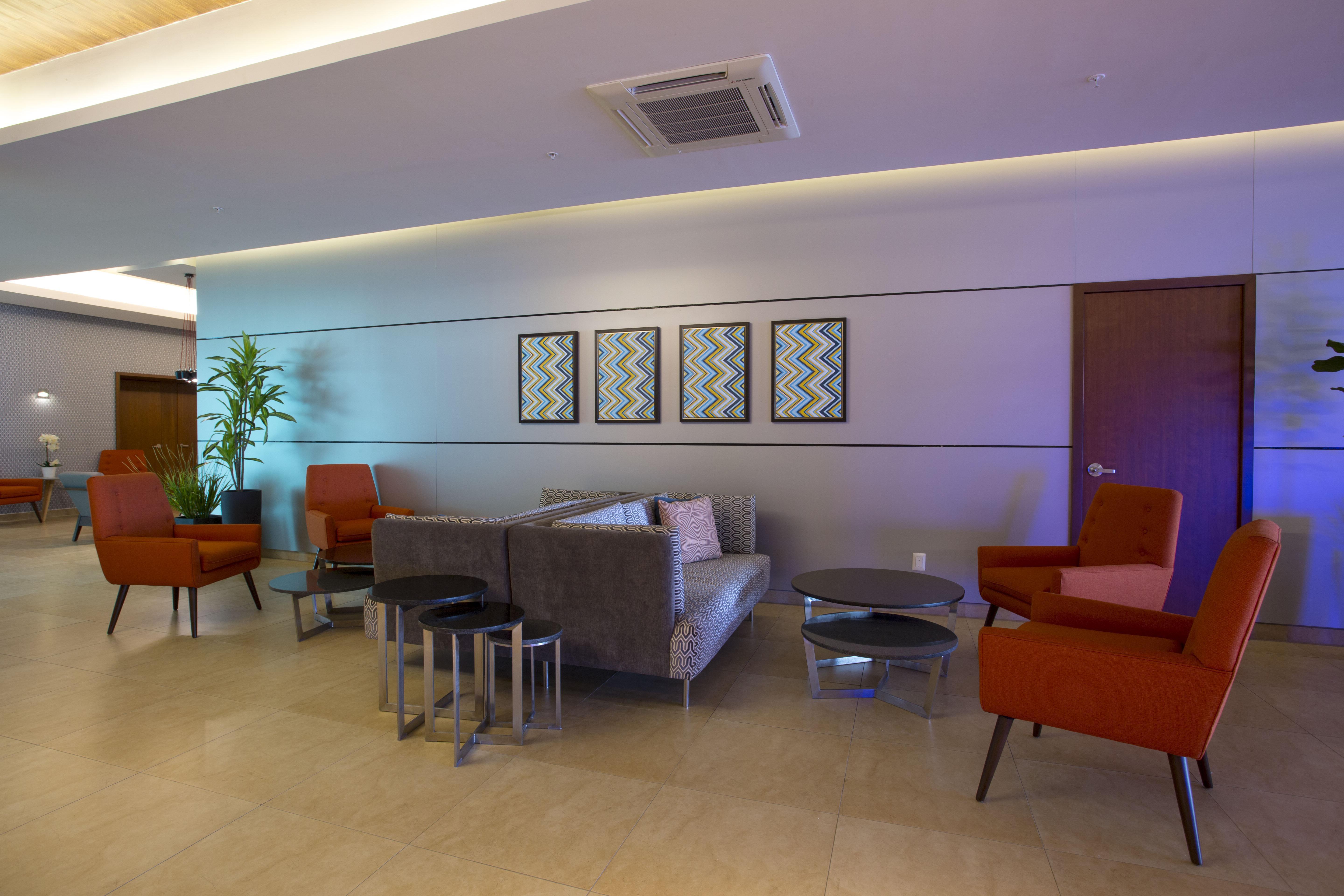 Holiday Inn Express Merida By Ihg Zewnętrze zdjęcie