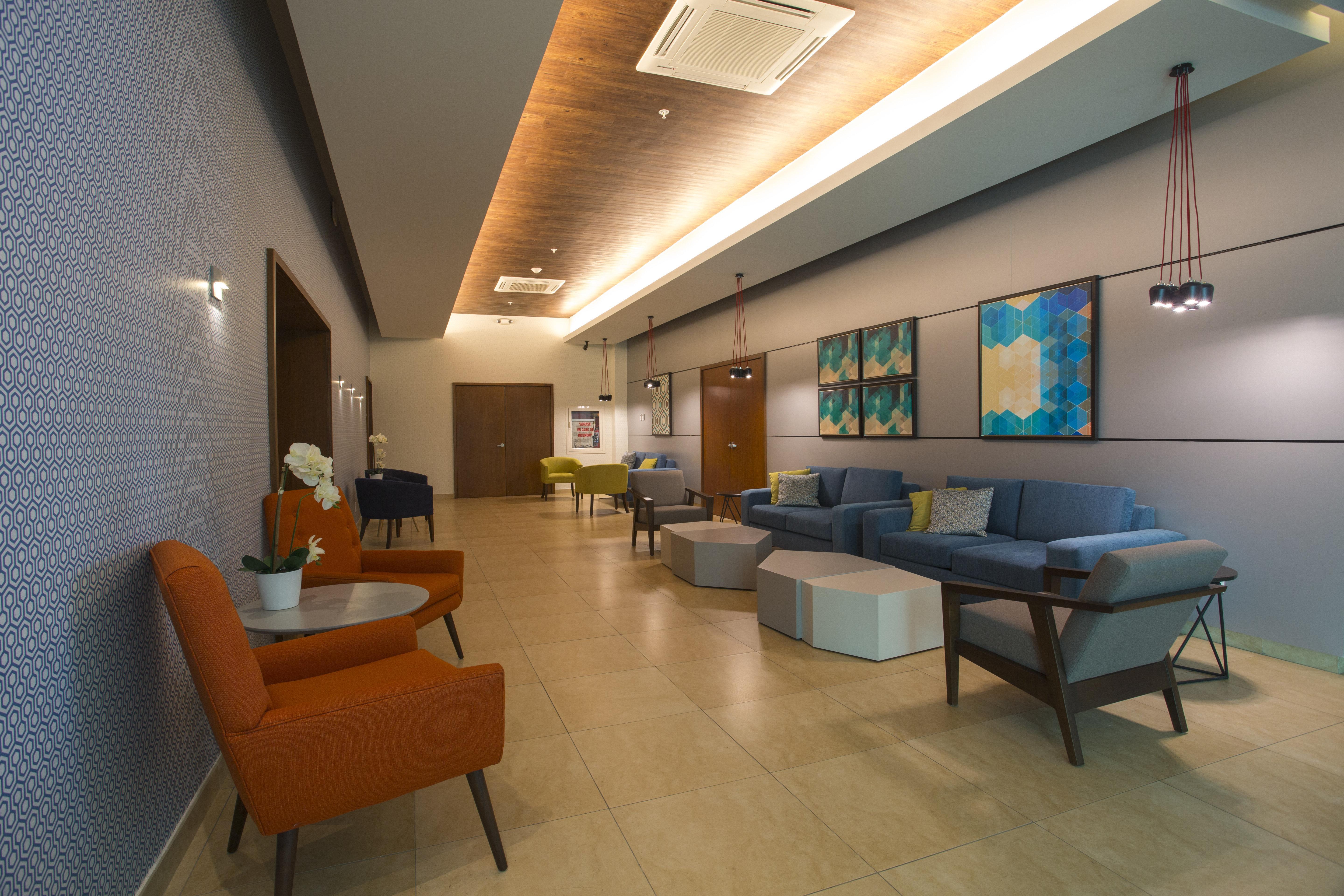 Holiday Inn Express Merida By Ihg Zewnętrze zdjęcie