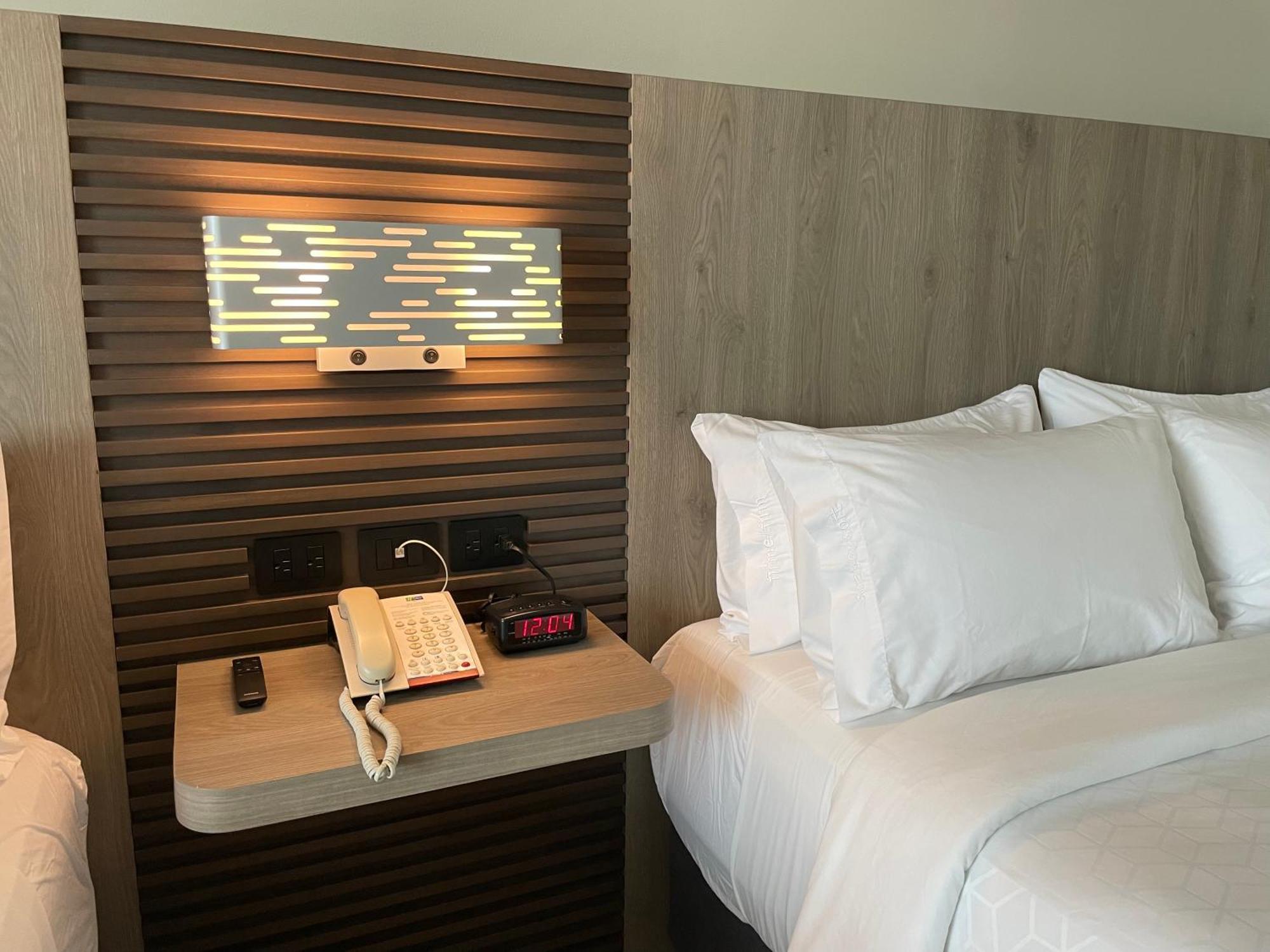 Holiday Inn Express Merida By Ihg Zewnętrze zdjęcie