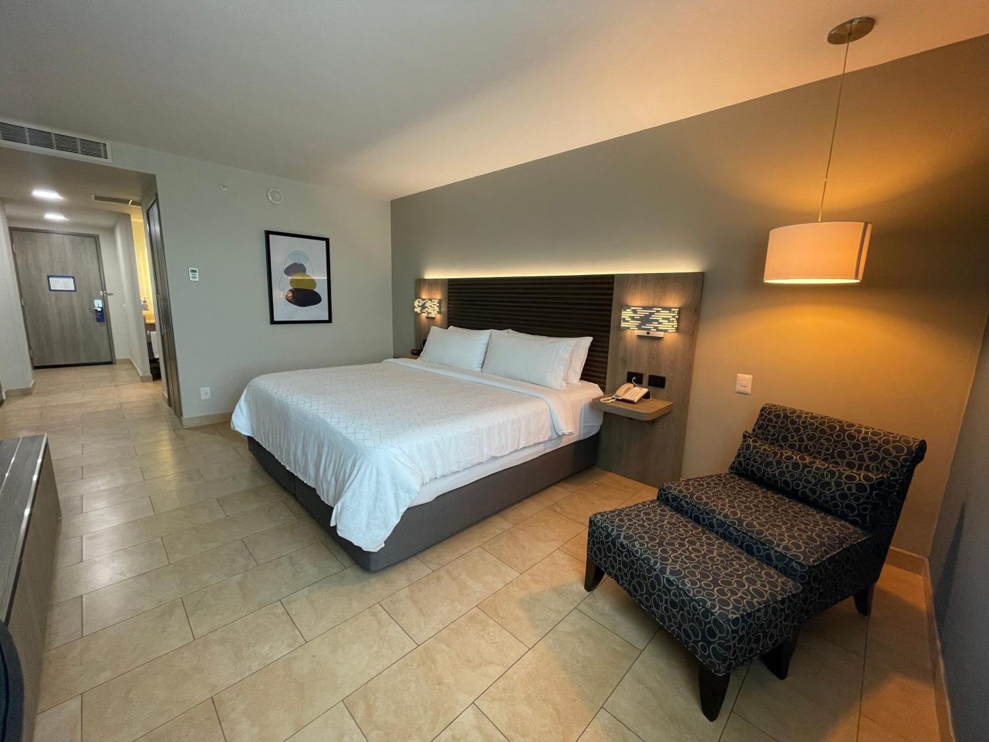 Holiday Inn Express Merida By Ihg Zewnętrze zdjęcie