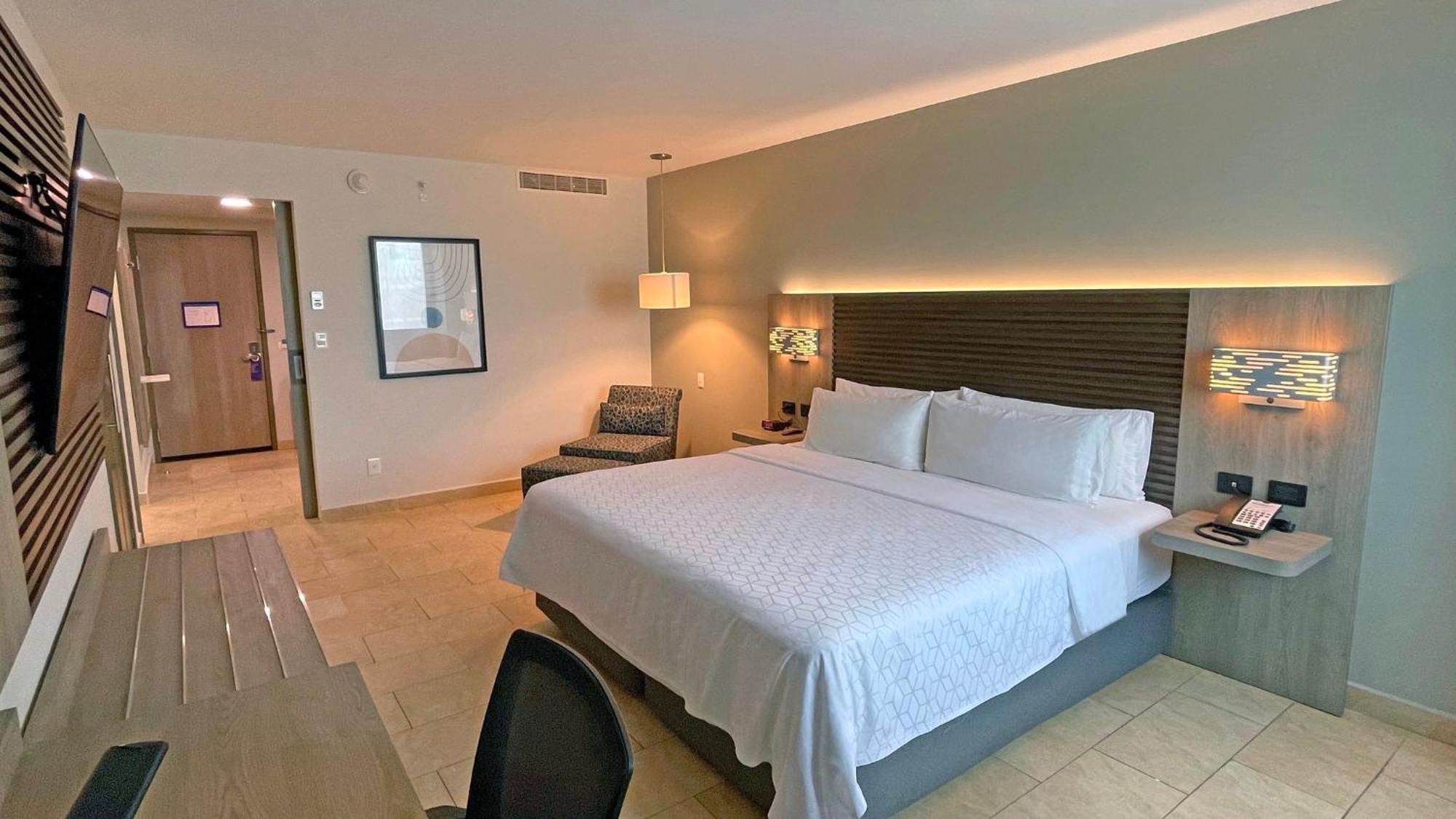 Holiday Inn Express Merida By Ihg Zewnętrze zdjęcie