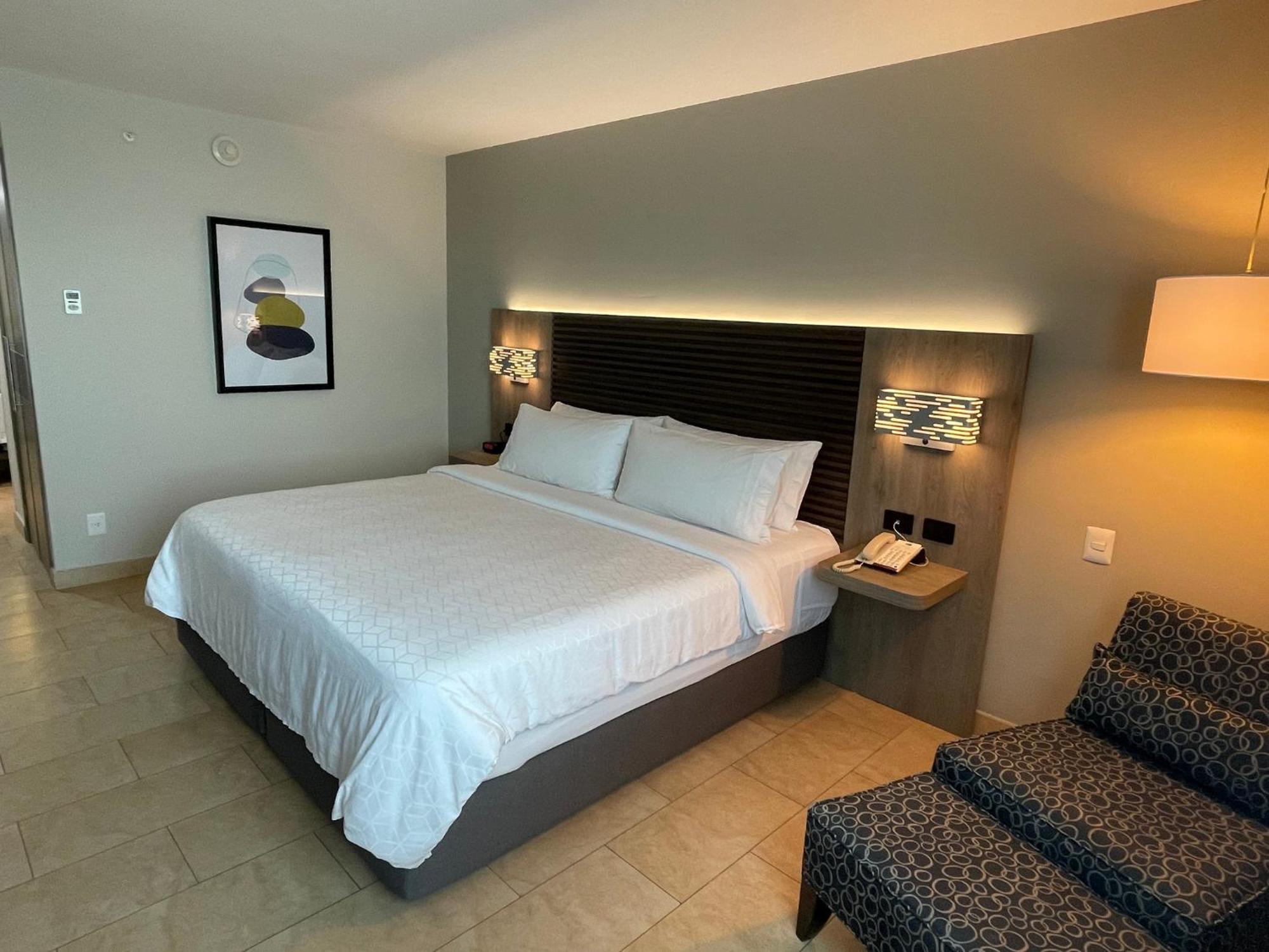 Holiday Inn Express Merida By Ihg Zewnętrze zdjęcie